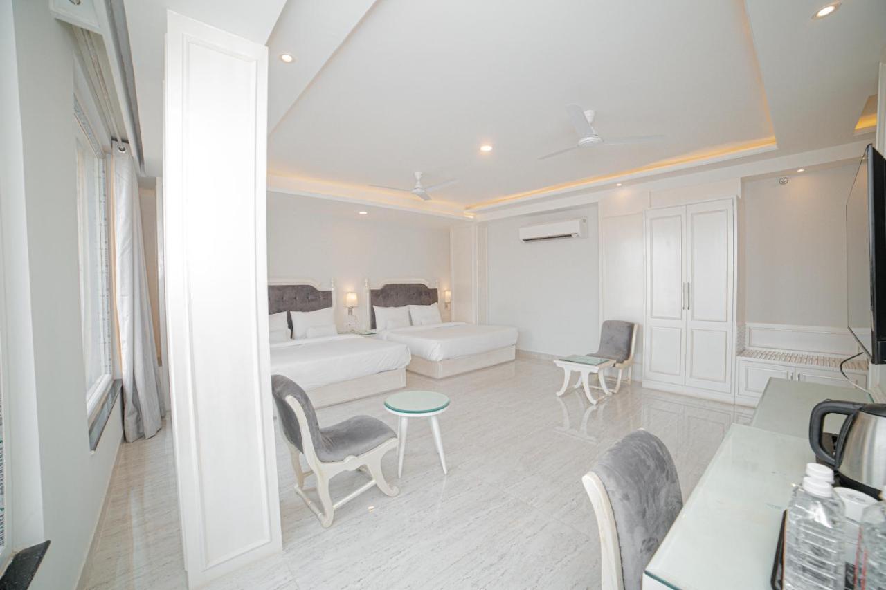 Pearl Courtyard Hotel Váránaszi Kültér fotó