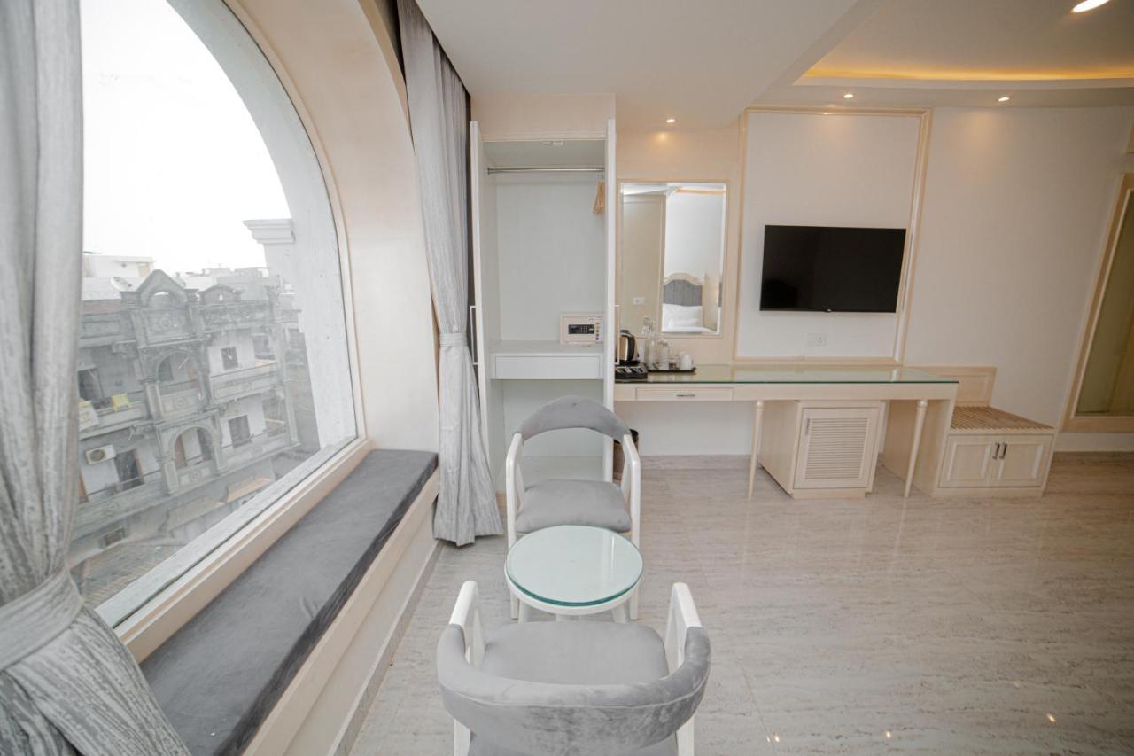 Pearl Courtyard Hotel Váránaszi Kültér fotó
