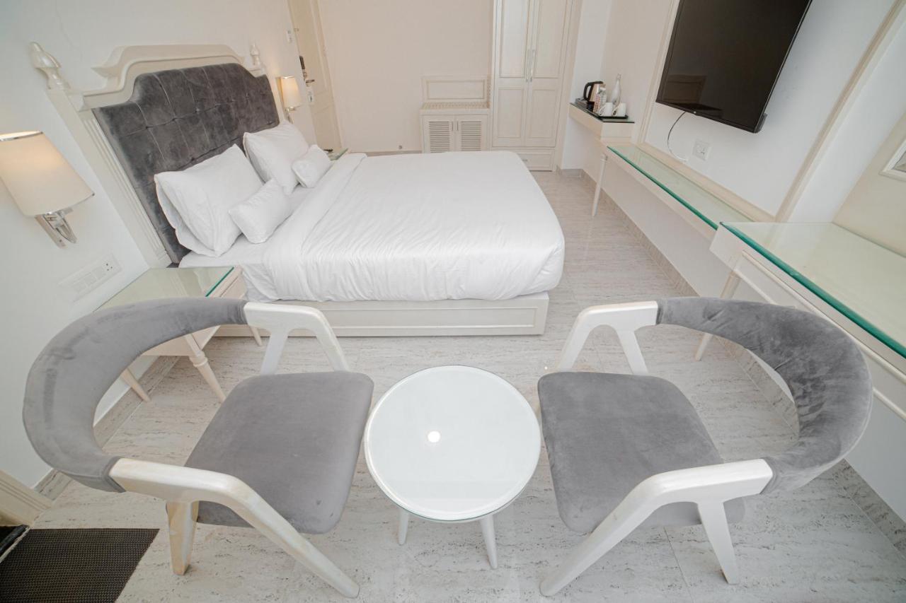 Pearl Courtyard Hotel Váránaszi Kültér fotó