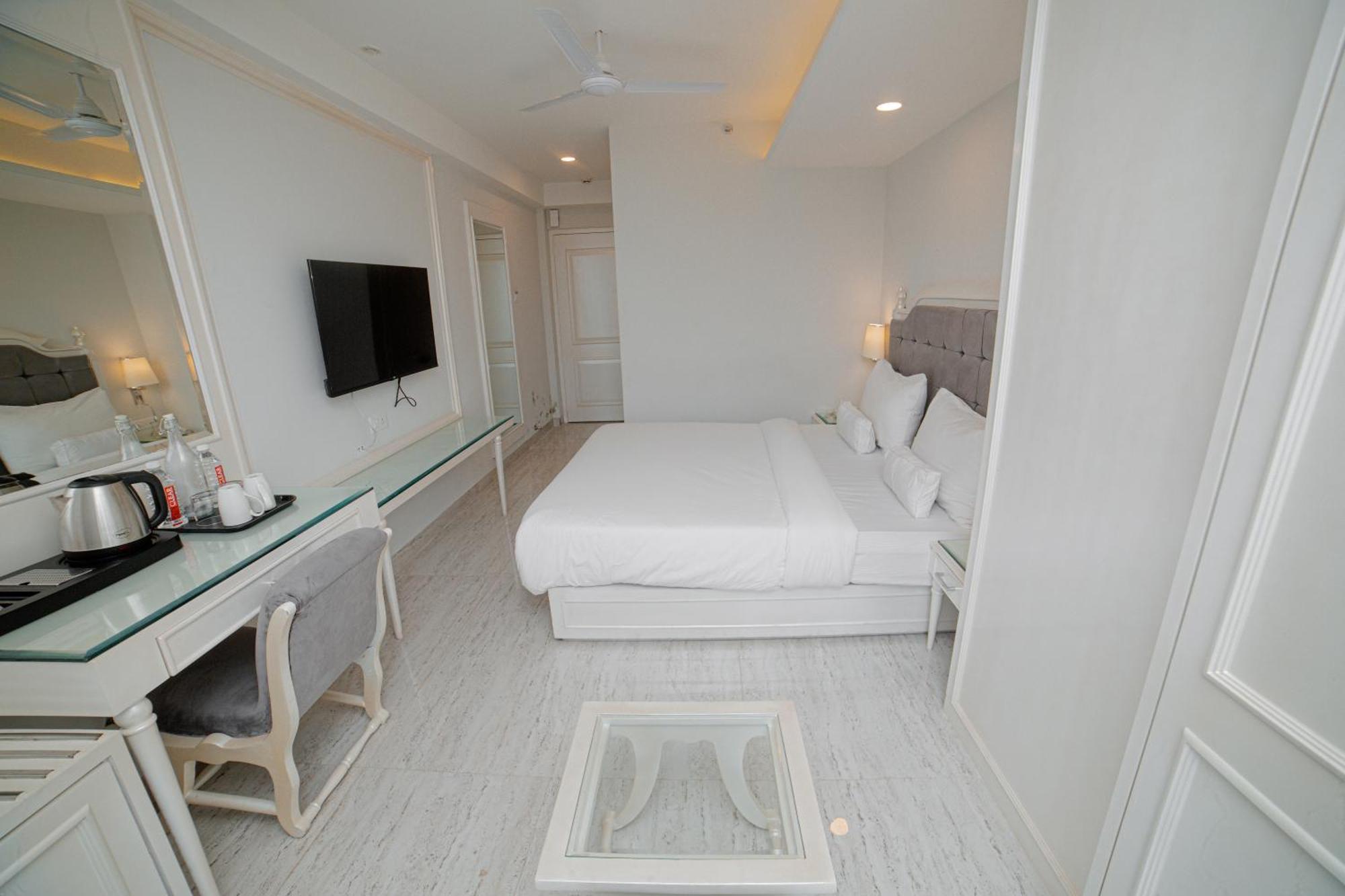 Pearl Courtyard Hotel Váránaszi Kültér fotó