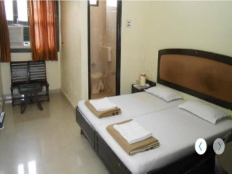 Pearl Courtyard Hotel Váránaszi Kültér fotó